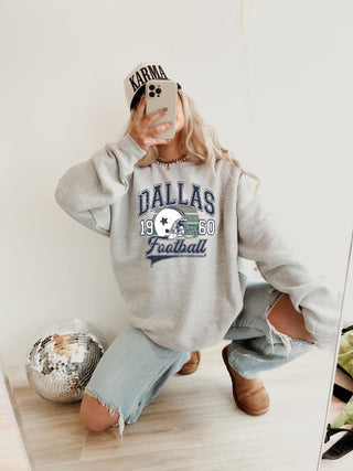 dallas cowboys vintage style crewneck